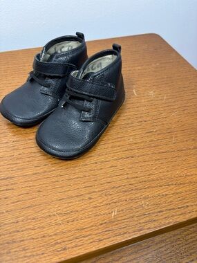 Robeez Black Leather Baby Walker Boots